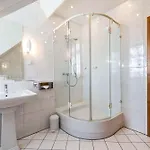 Lindner & Binshof Hotel